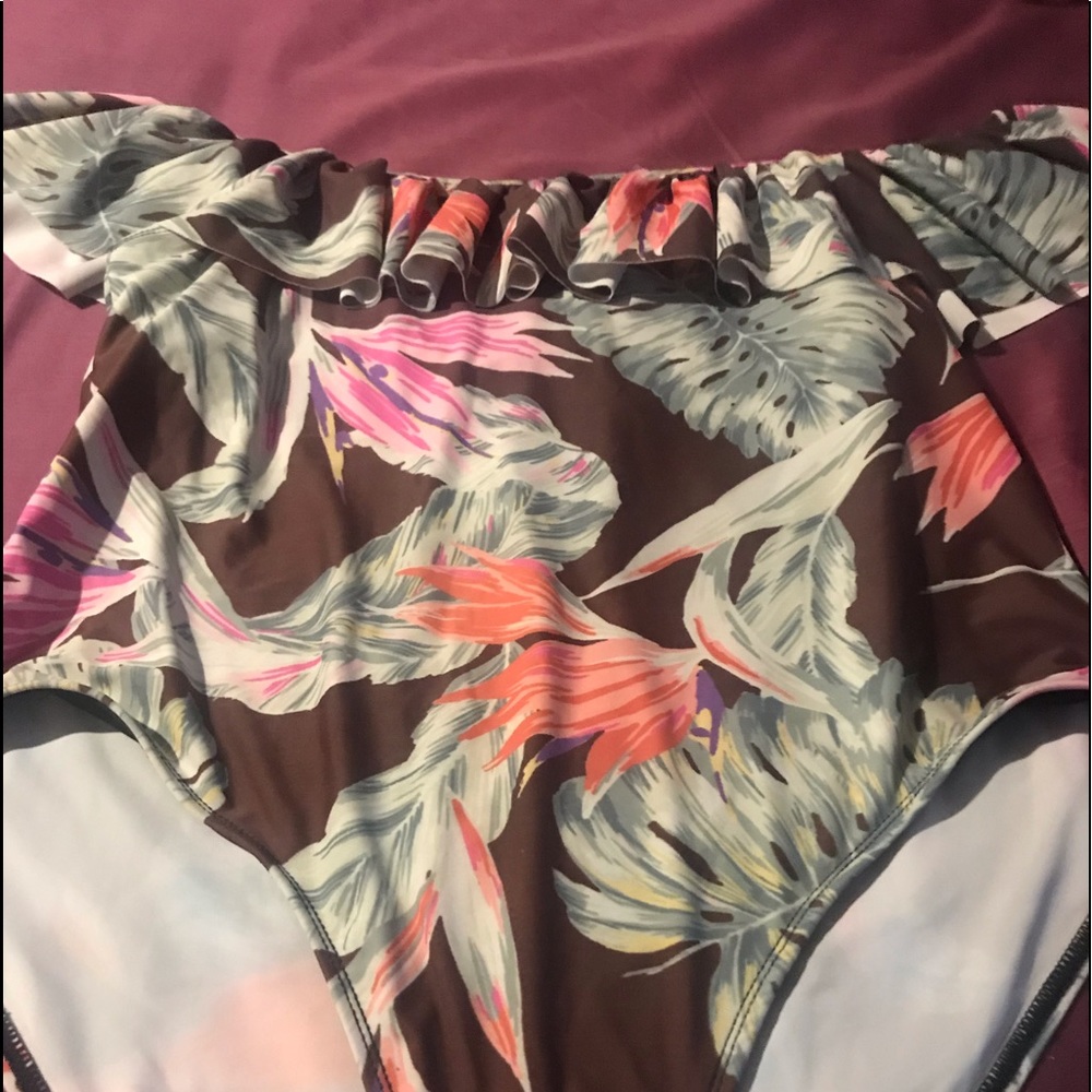 One piece bathing suit